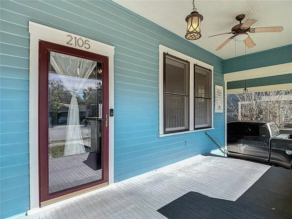 Property for sale at 2105 W SOUTHVIEW AVENUE, TAMPA, FL, 33606