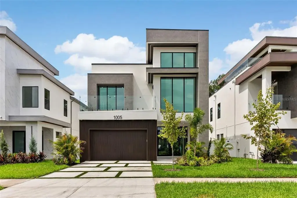 Property for sale at 1005 W BRADDOCK STREET, TAMPA, FL, 33603