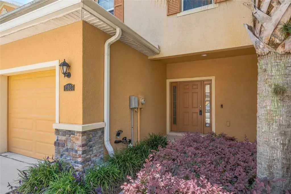 Property for sale at 13937 SNAPPER FIN LANE, TAMPA, FL, 33637