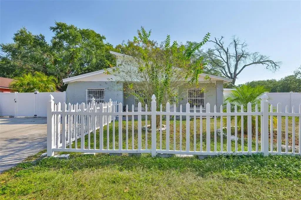 Property for sale at 3901 N CLEARFIELD AVENUE, TAMPA, FL, 33603