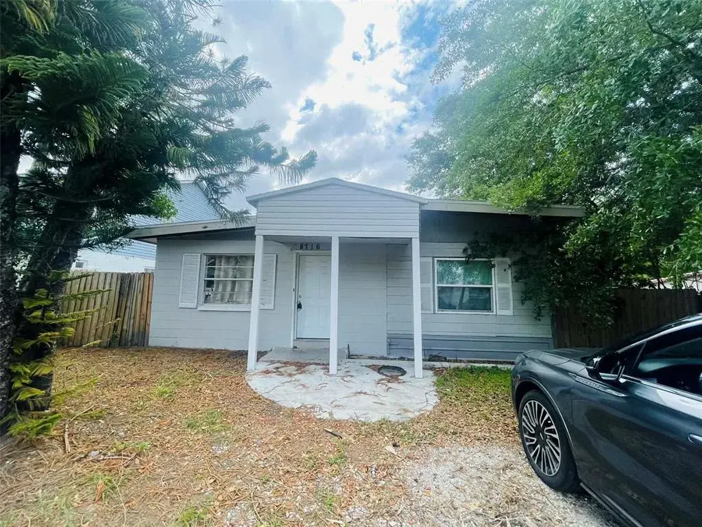 Property for sale at 8716 N TANGERINE PLACE, TAMPA, FL, 33617