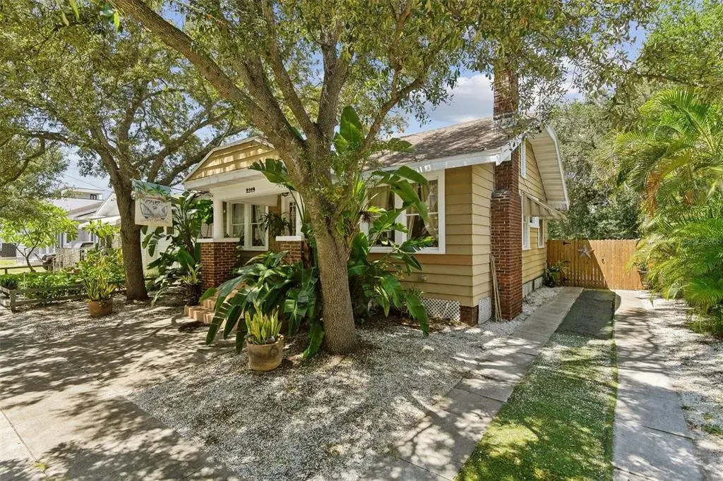 Property for sale at 2319 W NORTH B STREET, TAMPA, FL, 33609