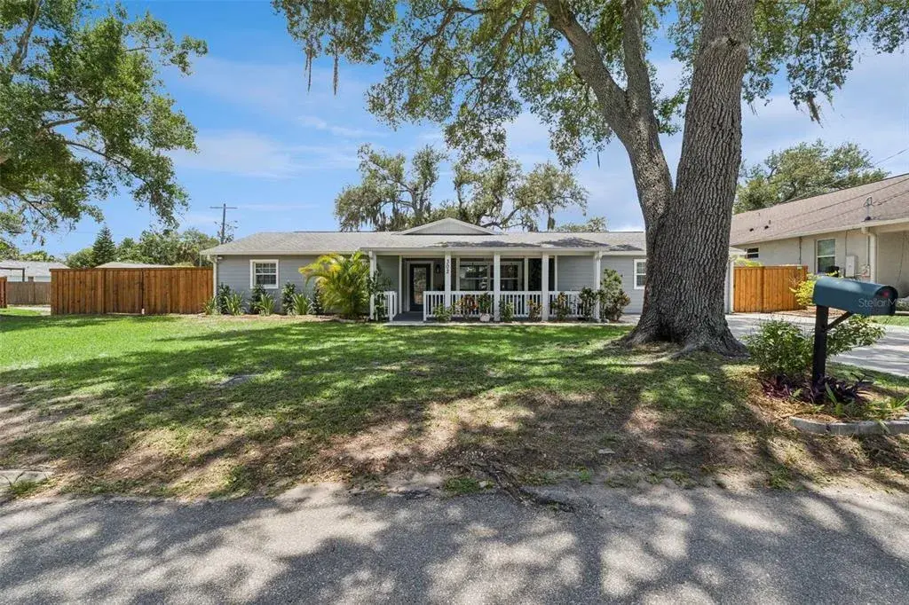 Property for sale at 302 W COMANCHE AVENUE, TAMPA, FL, 33604