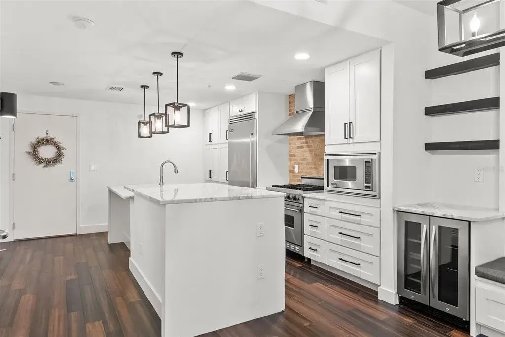 Property for sale at 1208 E KENNEDY BOULEVARD UNIT 618, TAMPA, FL, 33602
