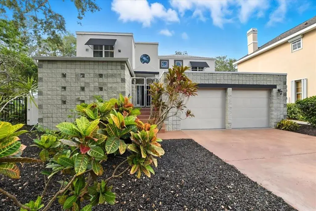 Property for sale at 2713 CHAMBRAY LANE, TAMPA, FL, 33611