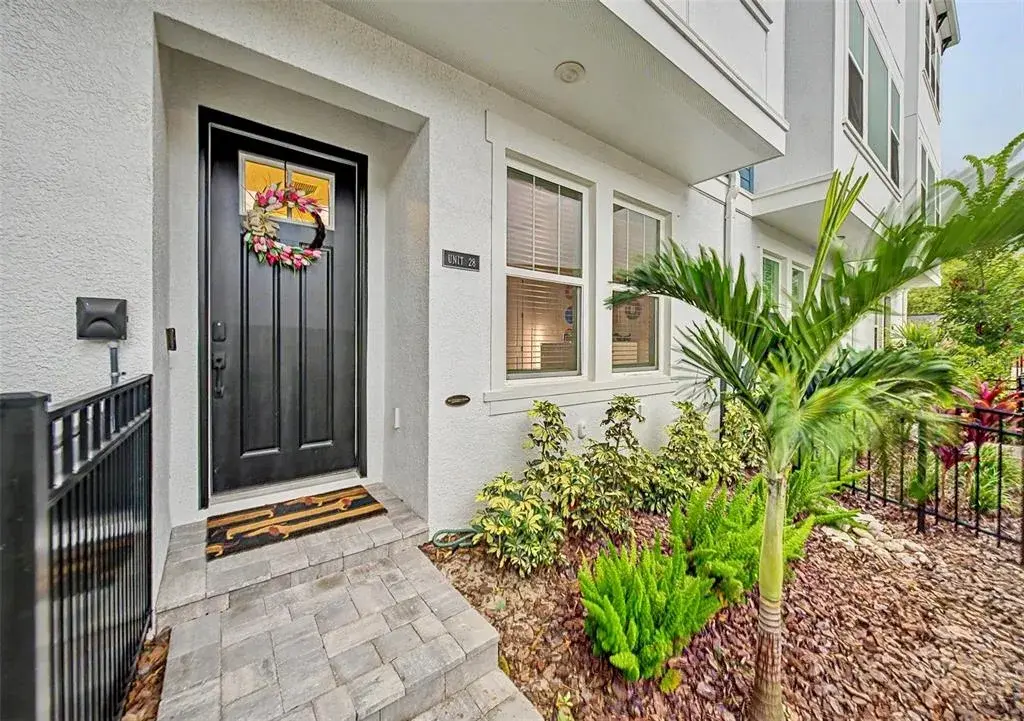 Property for sale at 6605 N NEBRASKA AVENUE UNIT 28, TAMPA, FL, 33604