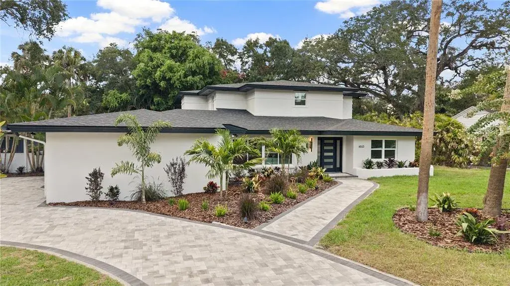 Property for sale at 4623 W BROWNING AVENUE, TAMPA, FL, 33629