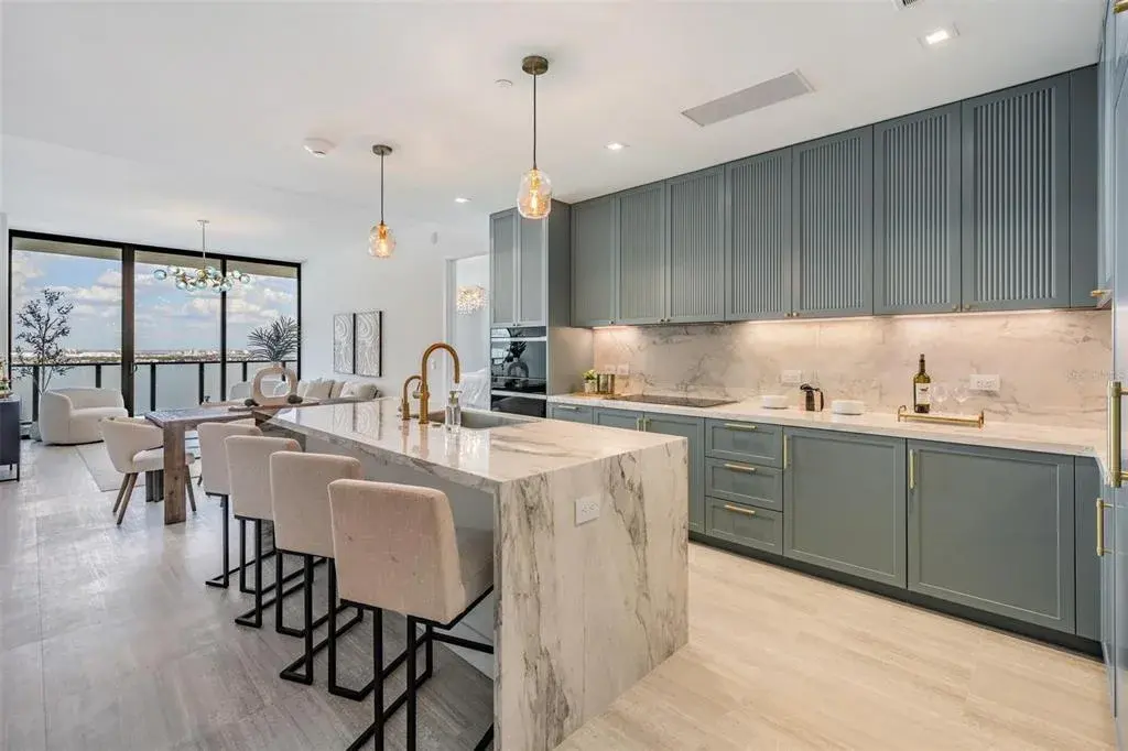 Property for sale at 3015 S YSABELLA AVENUE UNIT 2003, TAMPA, FL, 33629