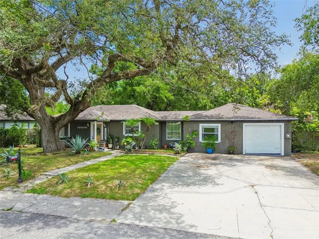 Property for sale at 7307 N HUNTLEY AVENUE, TAMPA, FL, 33604
