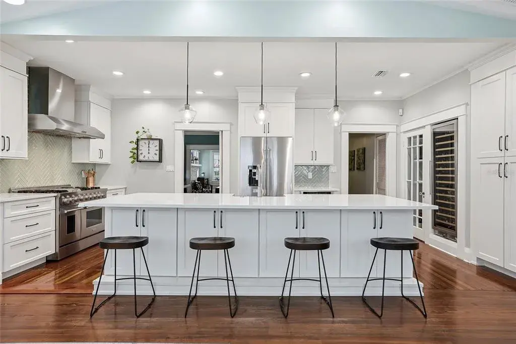 Property for sale at 1706 W JETTON AVENUE, TAMPA, FL, 33606