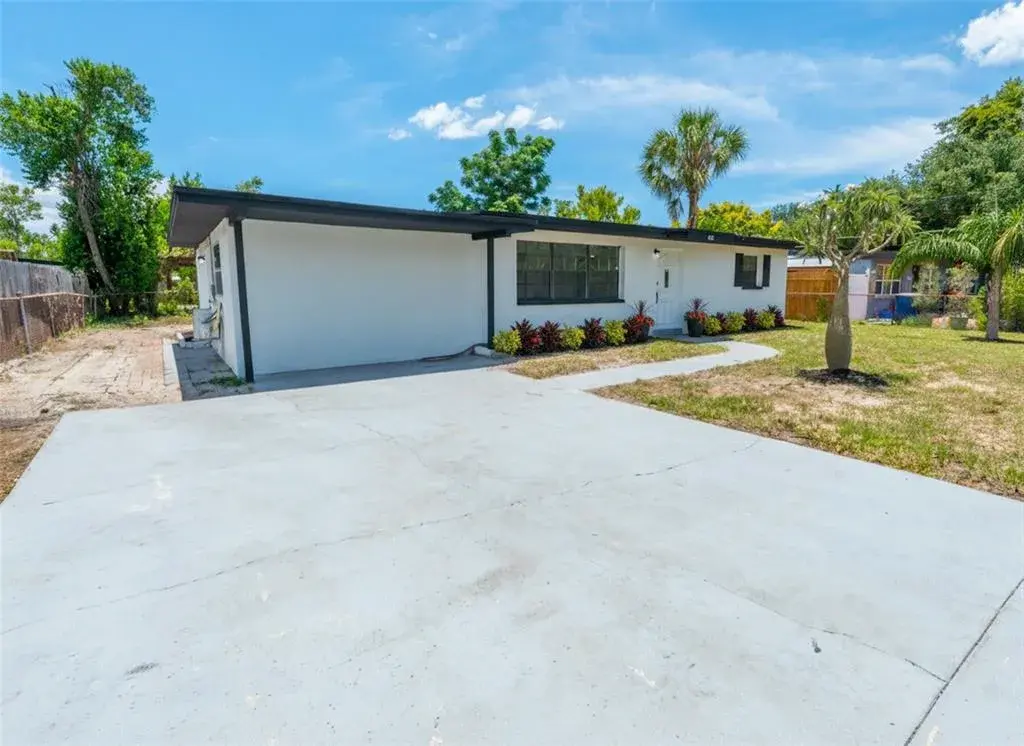 Property for sale at 4112 W FAIRVIEW HEIGHTS, TAMPA, FL, 33616