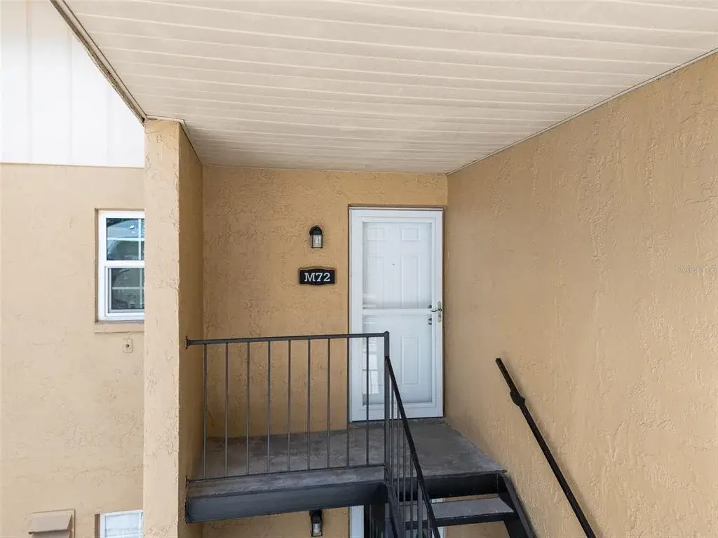 Property for sale at 3812 N OAK DRIVE UNIT M72, TAMPA, FL, 33611