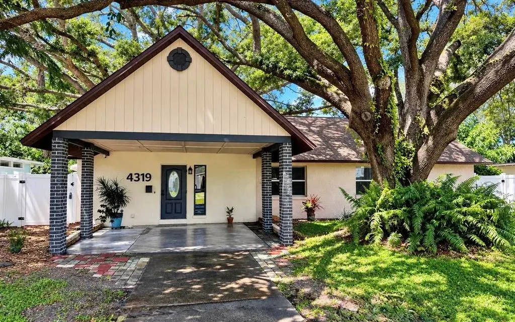 Property for sale at 4319 S CAMERON AVENUE, TAMPA, FL, 33611