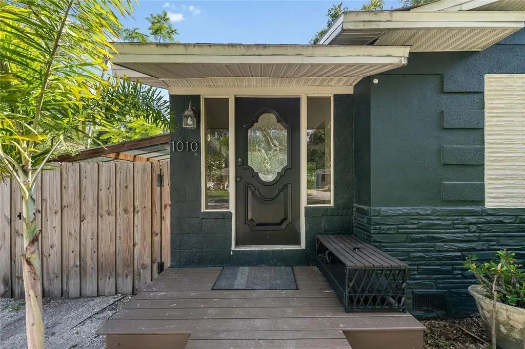 Property for sale at 1010 W BERRY AVENUE, TAMPA, FL, 33603