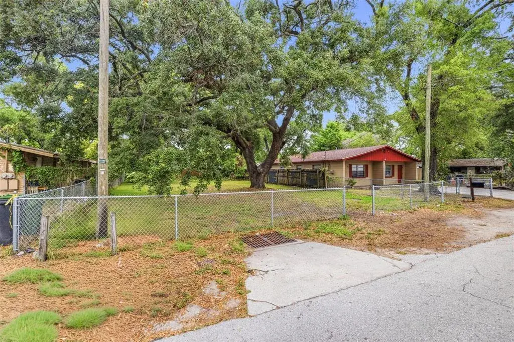 Property for sale at 1706 E IDELL STREET, TAMPA, FL, 33604