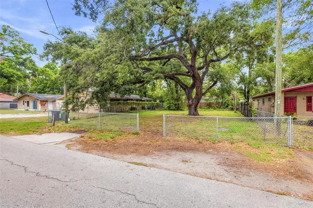Property for sale at 1706 E IDELL STREET, TAMPA, FL, 33604