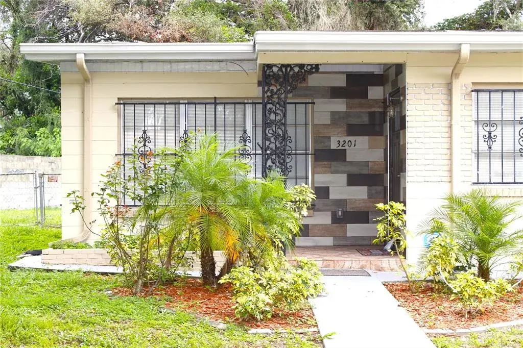 Property for sale at 3201 RIVER GROVE DRIVE, TAMPA, FL, 33610