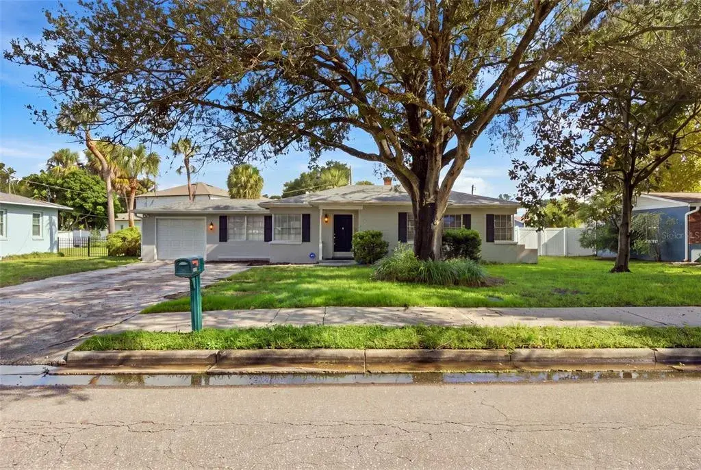 Property for sale at 4003 W EUCLID AVENUE, TAMPA, FL, 33629