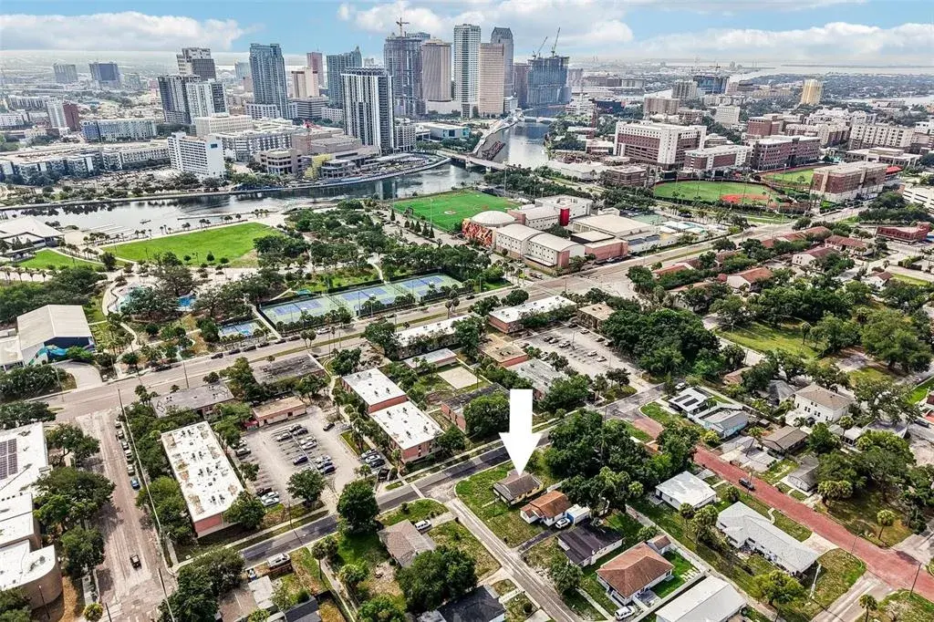 Property for sale at 1002 W NASSAU STREET, TAMPA, FL, 33607