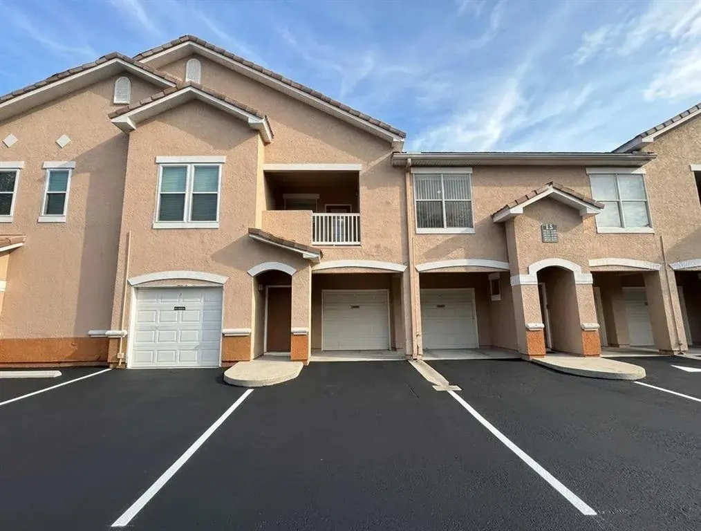 Property for sale at 10412 VILLA VIEW CIRCLE UNIT 10412, TAMPA, FL, 33647