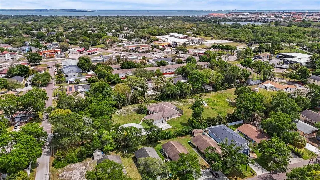 Property for sale at 3902 W ELROD AVENUE, TAMPA, FL, 33616