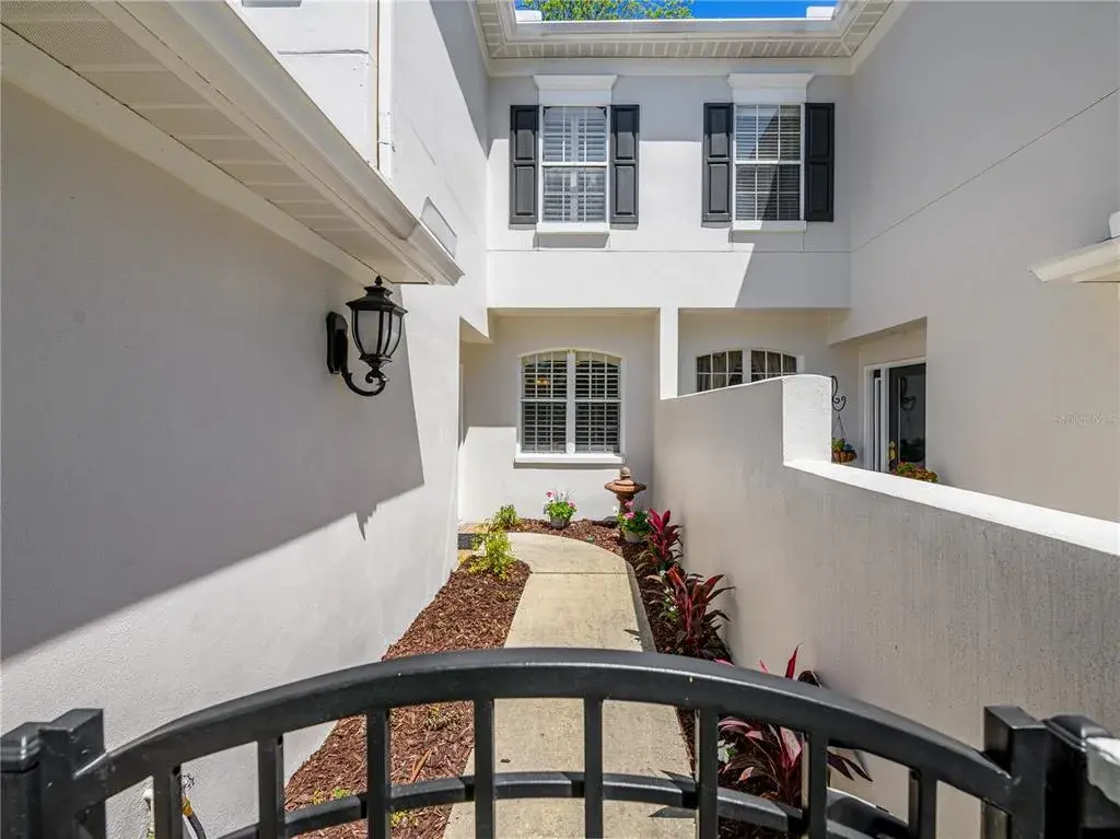 Property for sale at 204 S LINCOLN AVENUE, TAMPA, FL, 33609