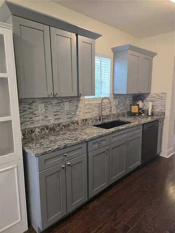 Property for sale at 300 E IDLEWILD AVENUE, TAMPA, FL, 33604