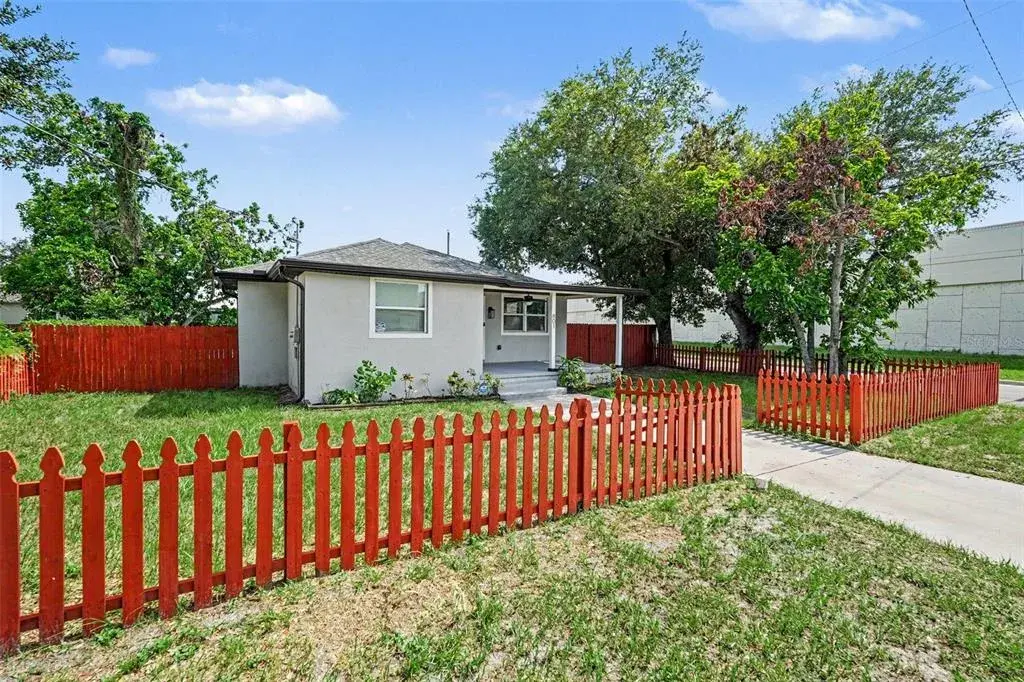 Property for sale at 801 E BAKER STREET, TAMPA, FL, 33603