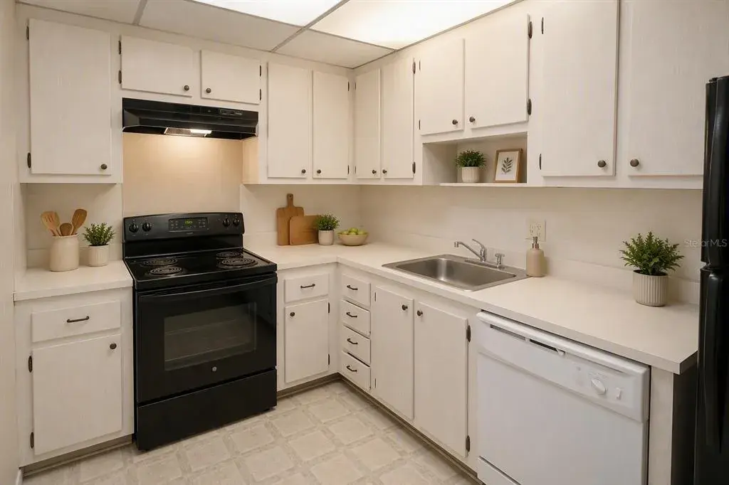 Property for sale at 4610 W GRAY STREET UNIT 307, TAMPA, FL, 33609