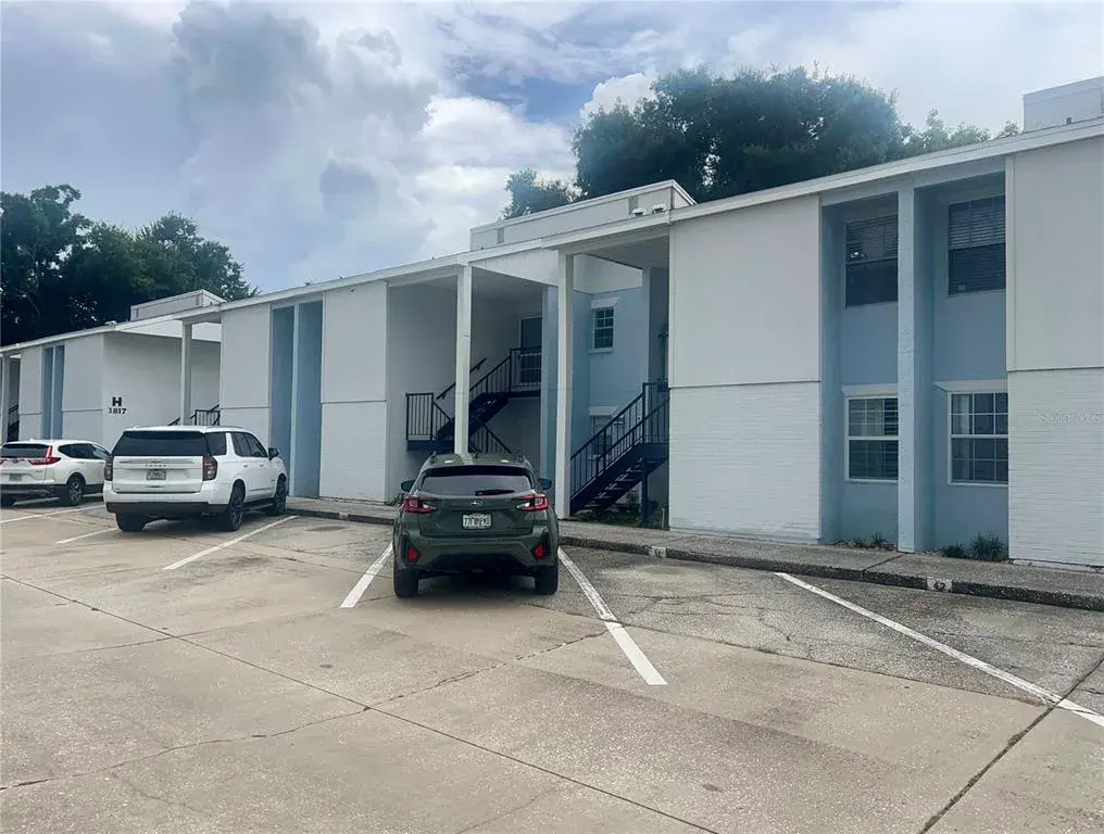 Property for sale at 3819 N OAK DRIVE UNIT I42, TAMPA, FL, 33611