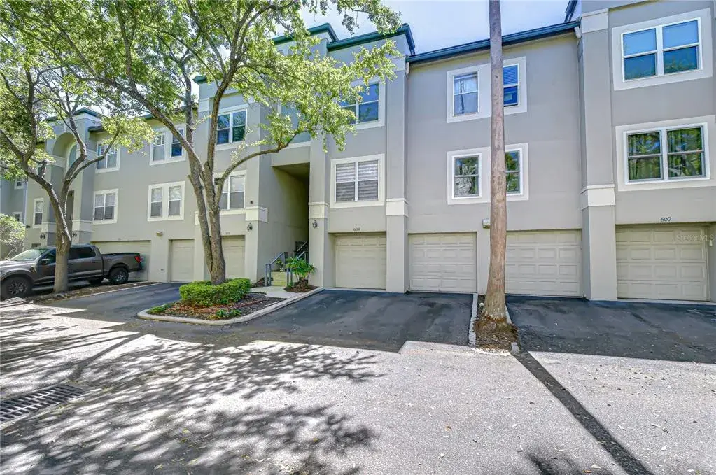 Property for sale at 609 TROPICAL BREEZE WAY UNIT 609, TAMPA, FL, 33602