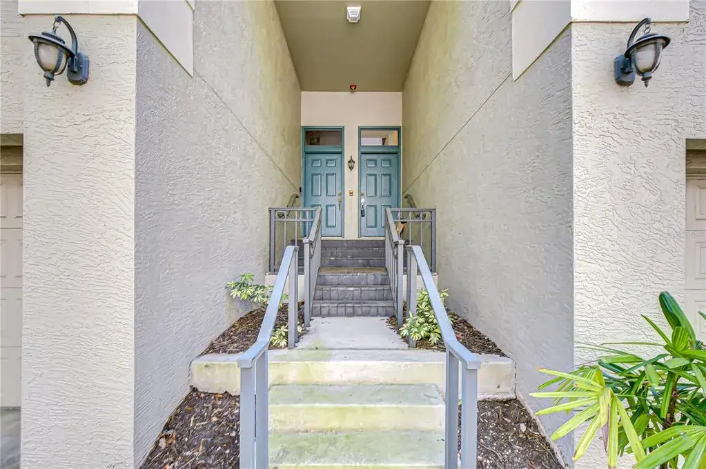 Property for sale at 609 TROPICAL BREEZE WAY UNIT 609, TAMPA, FL, 33602