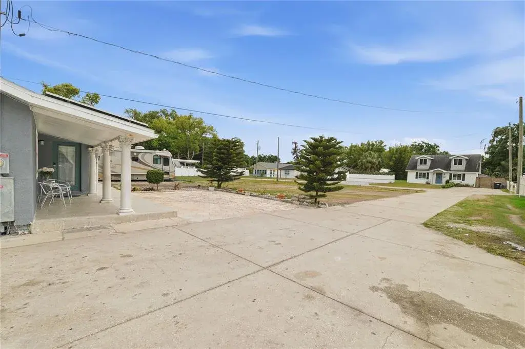 Property for sale at 1309 W ARCTIC STREET, TAMPA, FL, 33604