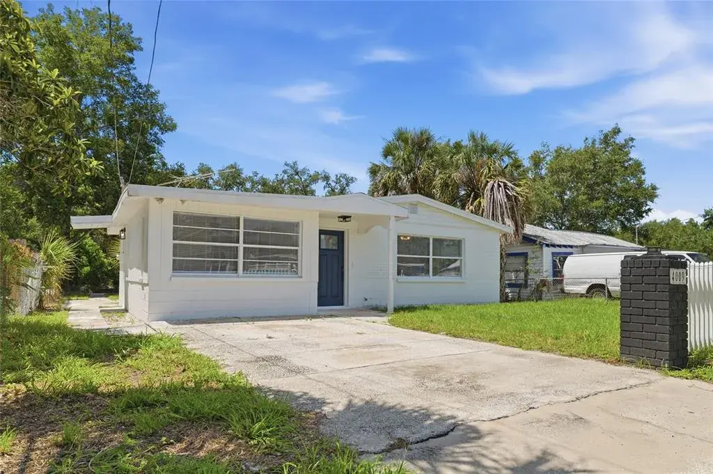 Property for sale at 4009 E POWHATAN AVENUE, TAMPA, FL, 33610