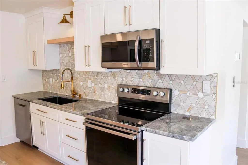 Property for sale at 4211 W BAY VIEW AVENUE, TAMPA, FL, 33611