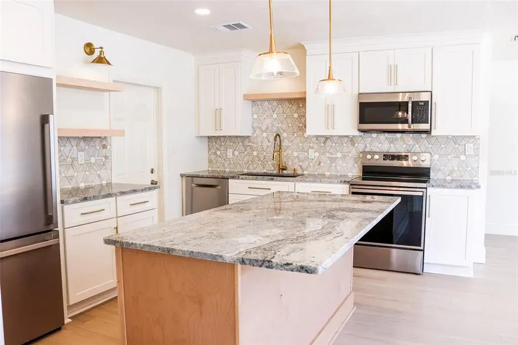 Property for sale at 4211 W BAY VIEW AVENUE, TAMPA, FL, 33611