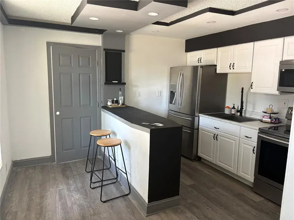 Property for sale at 7019 N WILLOW AVENUE, TAMPA, FL, 33604