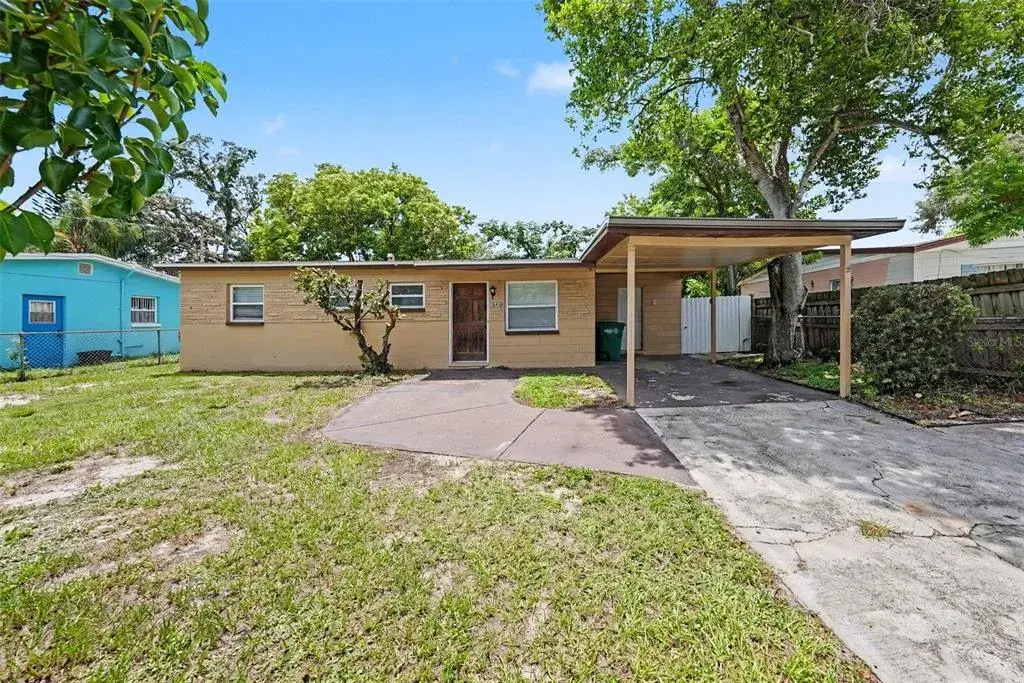 Property for sale at 10410 N 27TH STREET, TAMPA, FL, 33612