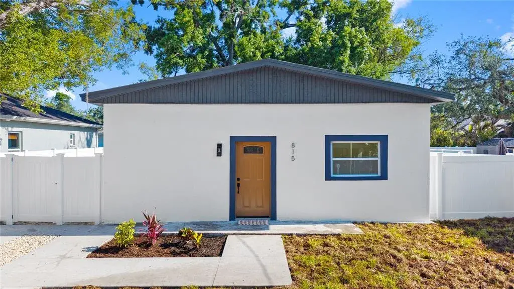 Property for sale at 815 W MINNEHAHA STREET, TAMPA, FL, 33604