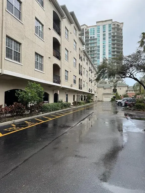 Property for sale at 501 KNIGHTS RUN AVENUE UNIT 2106, TAMPA, FL, 33602