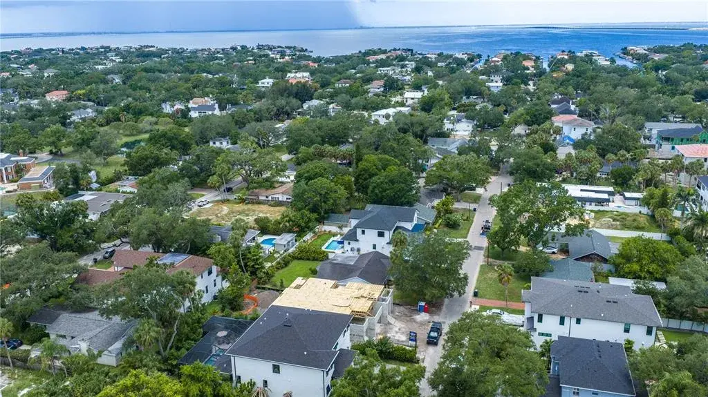 Property for sale at 4506 W MELROSE AVENUE, TAMPA, FL, 33629