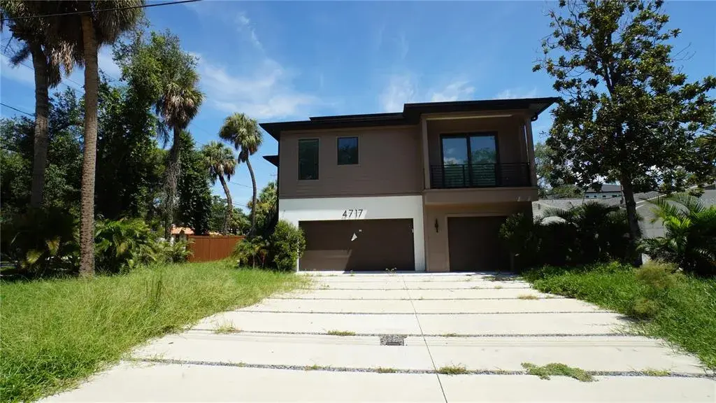 Property for sale at 4717 W ESTRELLA STREET, TAMPA, FL, 33629