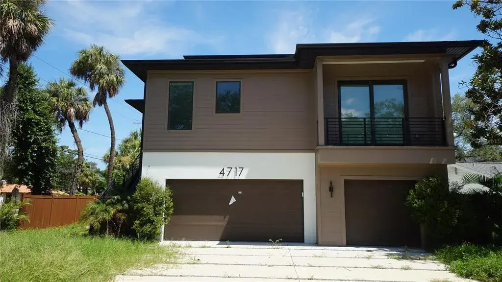 Property for sale at 4717 W ESTRELLA STREET, TAMPA, FL, 33629