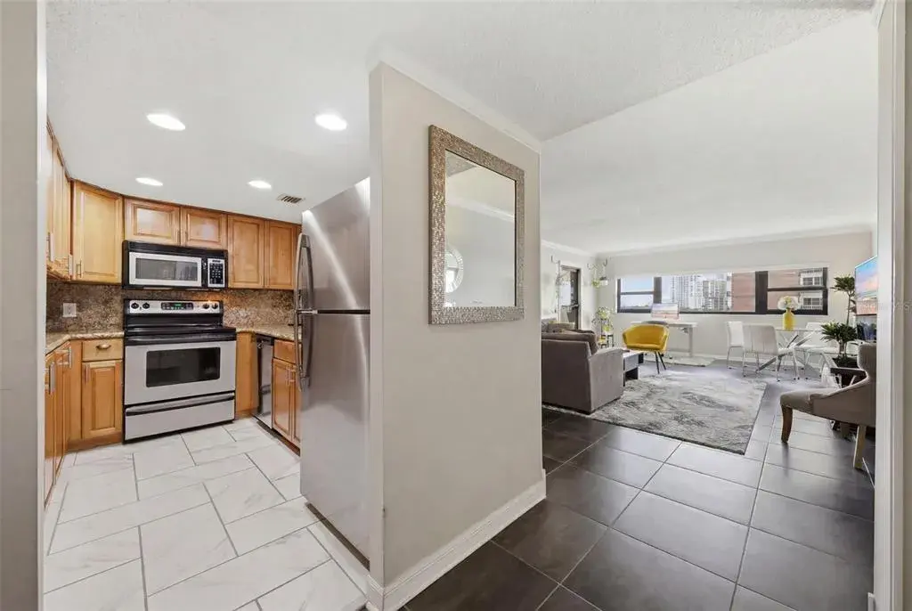 Property for sale at 4141 BAYSHORE BOULEVARD UNIT 706, TAMPA, FL, 33611