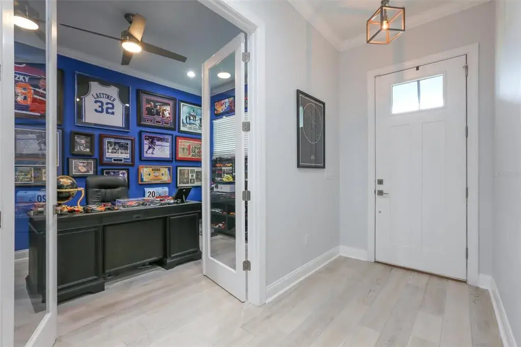 Property for sale at 714 S LOIS AVENUE, TAMPA, FL, 33609