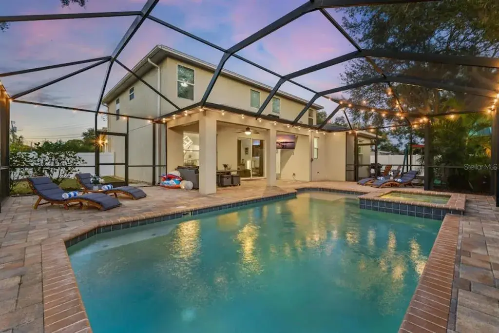 Property for sale at 2930 W ROGERS AVENUE, TAMPA, FL, 33611
