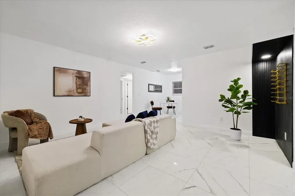 Property for sale at 3012 E HANNA AVENUE, TAMPA, FL, 33610