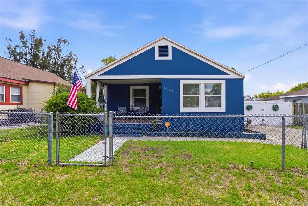 Property for sale at 1613 E CHELSEA STREET, TAMPA, FL, 33610