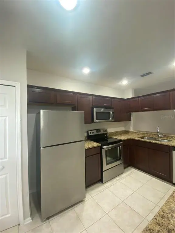 Property for sale at 8547 HUNTERS KEY CIR, TAMPA, FL, 33647