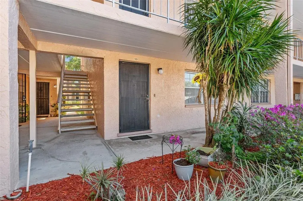 Property for sale at 4724 MICHAEL COURT UNIT 123, TAMPA, FL, 33614